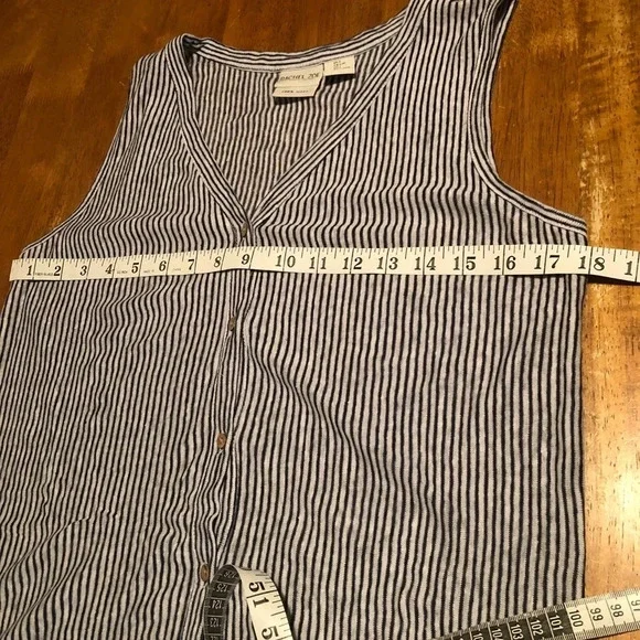 Rachel Zoe button down linen top, tie front - Picture 7 of 17